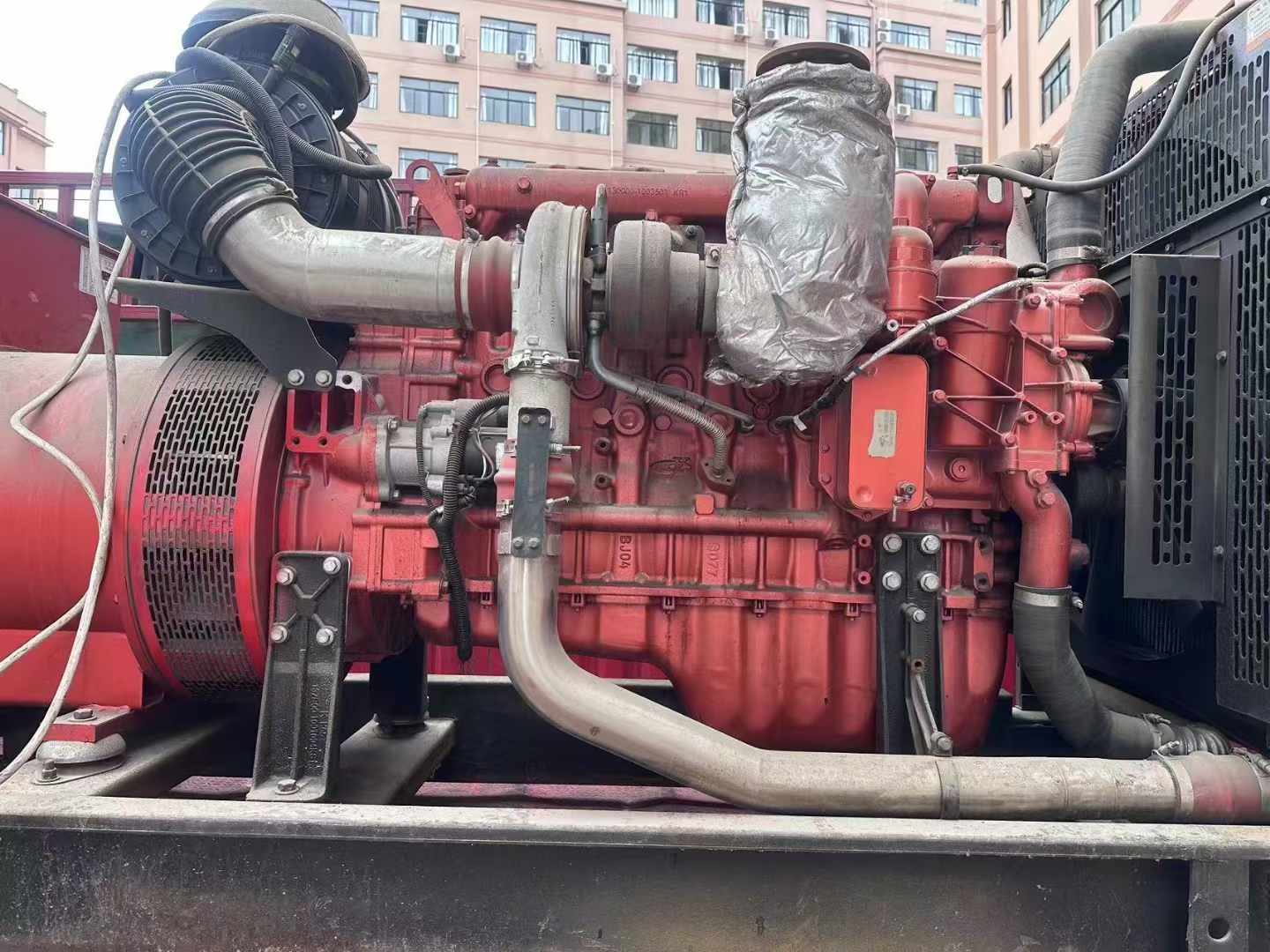 工业园区如何选择适合 600kW 柴油发电机组的过载保护器？
